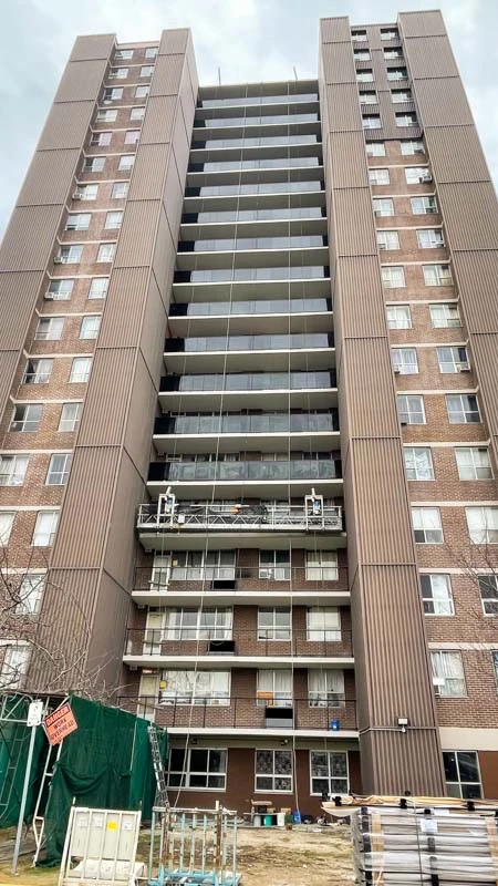 361-15 o 361 The West Mall, Toronto, Ontario