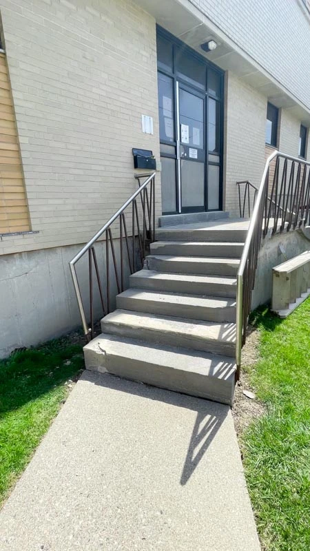 19-14 19 Southwick, Toronto, Ontario